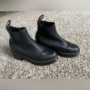 Dr. Martens ROMETTY WYOMING LEATHER PLATFORM CHELSEA BOOTS